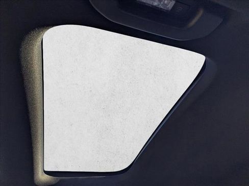 Certified 2025 Mercedes-Benz GLB 250 image 20