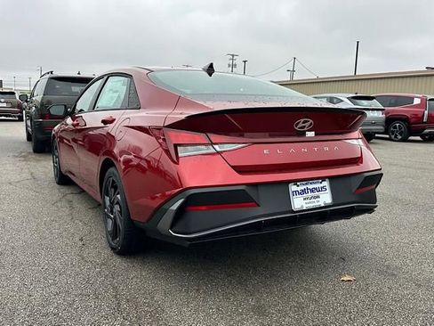 New 2026 Hyundai Elantra Sport FWD image 3
