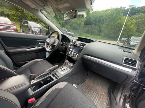 Used 2017 Subaru Crosstrek 2.0i Premium AWD/4WD image 23