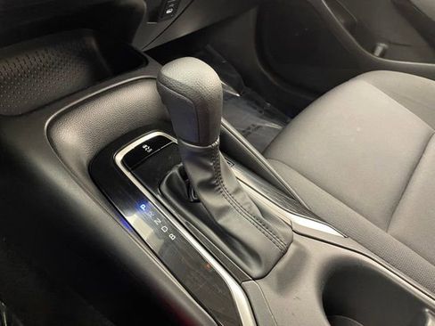 Used 2023 Toyota Corolla LE FWD image 7
