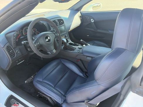 Used 2013 Chevrolet Corvette Grand Sport w/ 4LT Preferred Equipment Group RWD image 26
