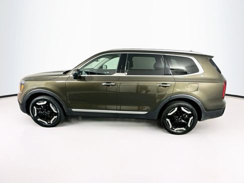 Used 2025 Kia Telluride S FWD image 4
