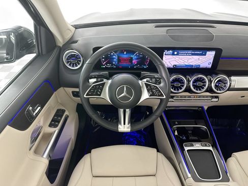 Used 2026 Mercedes-Benz GLB 250 image 22