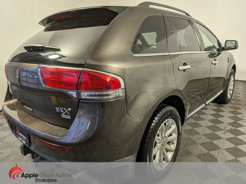 Used 2011 Lincoln MKX AWD w/ 101A Rapid Spec Order Code image 6