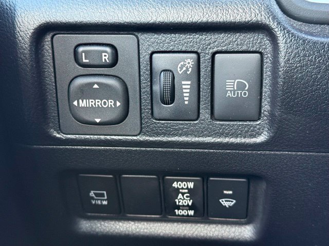 Used 2022 Toyota 4Runner Limited AWD/4WD image 27