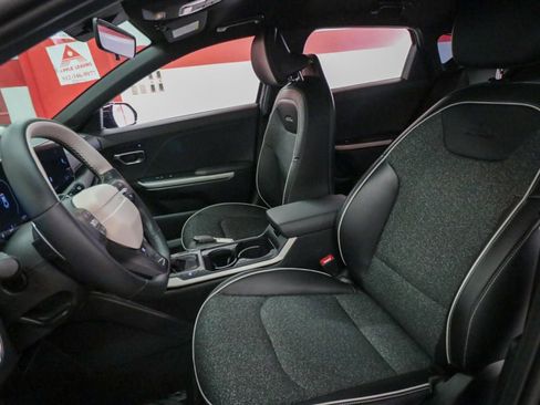 Used 2025 Kia K4 GT-Line image 24