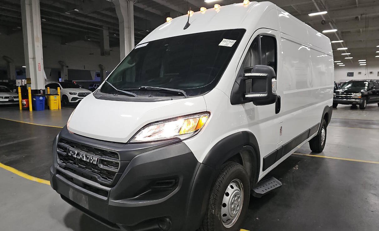 Used 2023 RAM ProMaster 2500 w/ Premium Convenience Group (B) FWD image 5