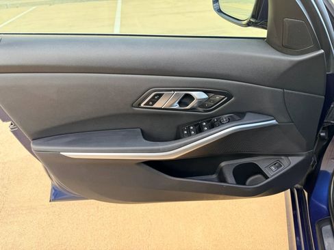 Used 2020 BMW 330i Sedan w/ Convenience Package image 13