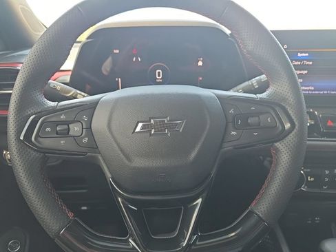 Used 2024 Chevrolet TrailBlazer RS w/ Convenience Package FWD image 15