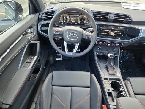 New 2025 Audi Q3 2.0T Premium Plus image 13