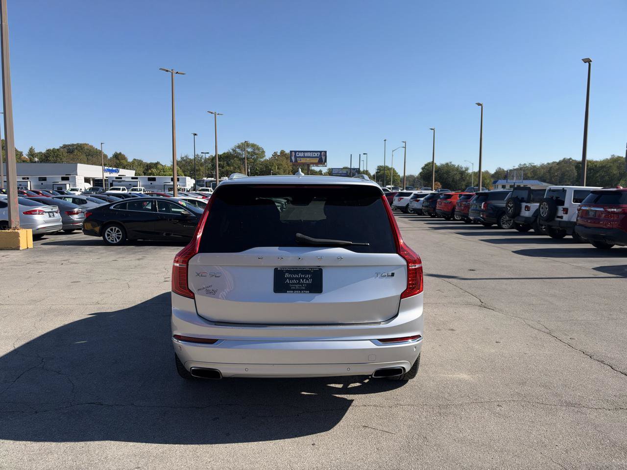 Used 2018 Volvo XC90 T6 Inscription w/ Convenience Package AWD/4WD image 4