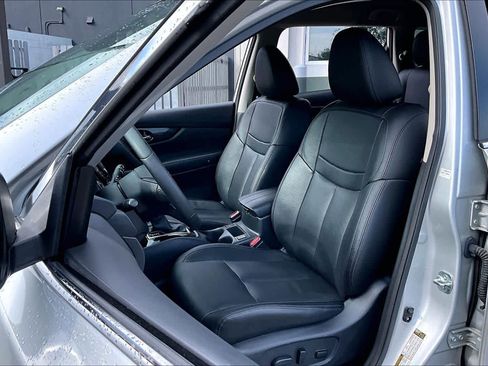 Used 2020 Nissan Rogue SL image 8