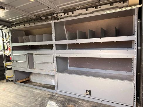 Used 2017 Chevrolet Express 2500 RWD image 23