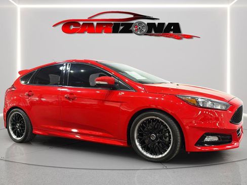 Used 2016 Ford Focus ST image 11