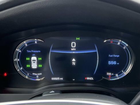 Used 2018 Cadillac Escalade ESV Premium Luxury image 25