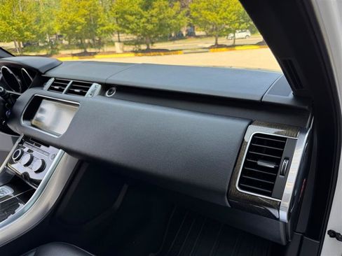 Used 2017 Land Rover Range Rover Sport AWD/4WD image 35