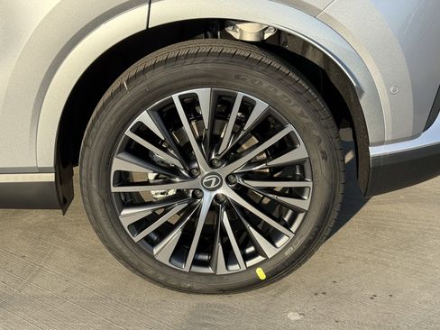 New 2026 Lexus RX 350 RX 350h Premium+ image 15
