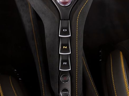 Used 2022 McLaren 720S Performance image 21