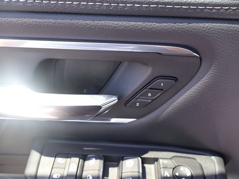New 2026 RAM 1500 Laramie w/ Night Edition AWD/4WD image 18