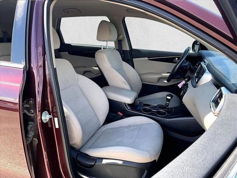 Used 2019 Kia Sorento LX w/ Option Group 020 image 8