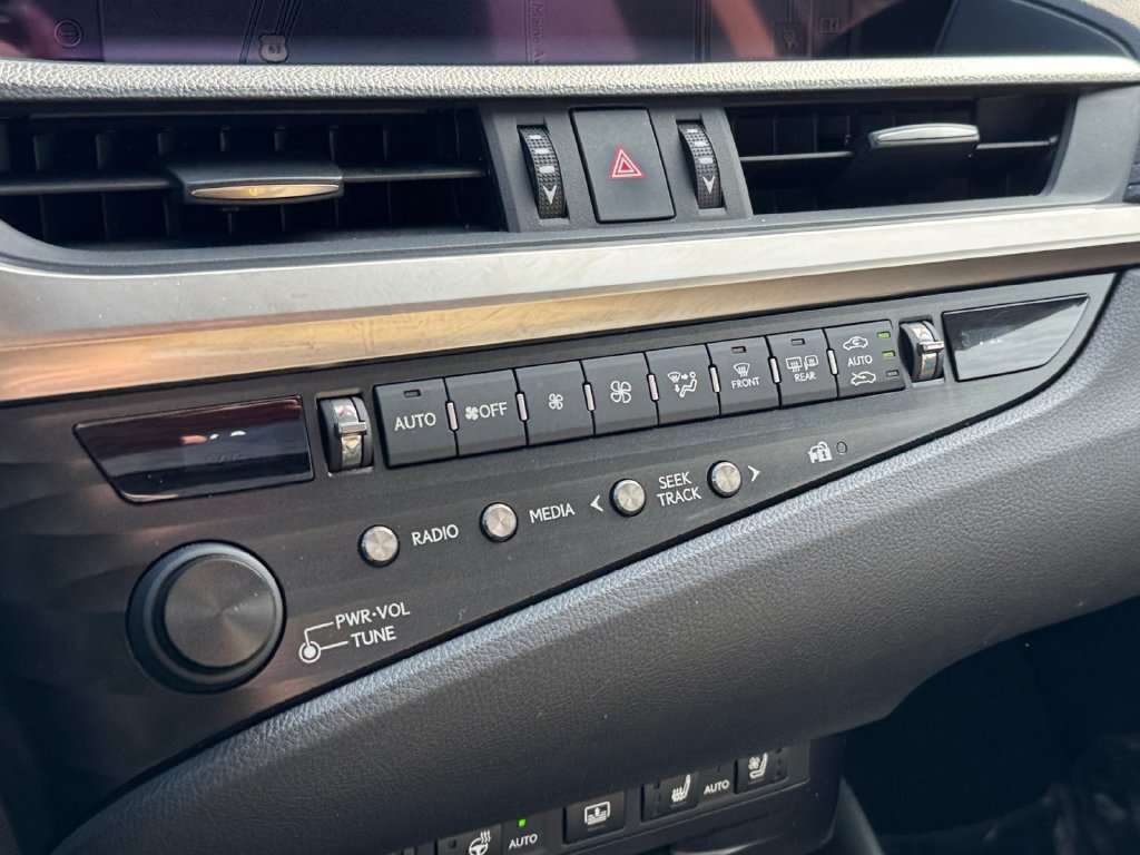 Used 2019 Lexus ES 350 w/ Accessory Package 2 FWD image 23