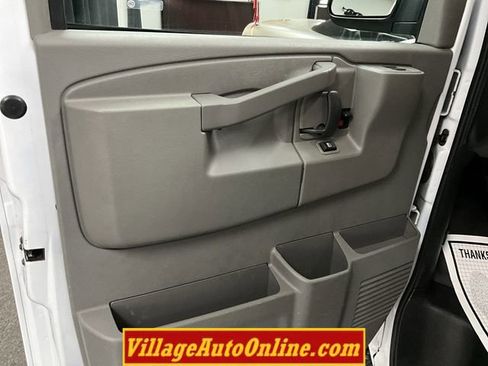 Used 2020 Chevrolet Express 2500 w/ Communications Package RWD image 12