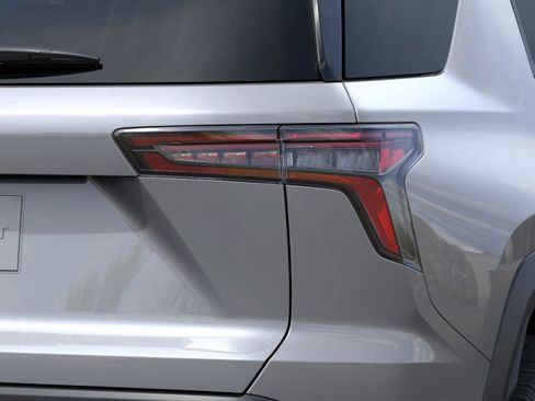 New 2025 Chevrolet Equinox LT image 43