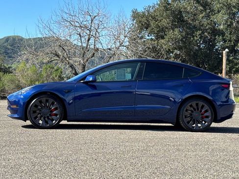 Used 2023 Tesla Model 3 Performance image 7