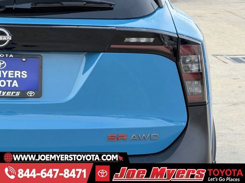 Used 2025 Nissan Kicks SR w/ Illumination Package image 9