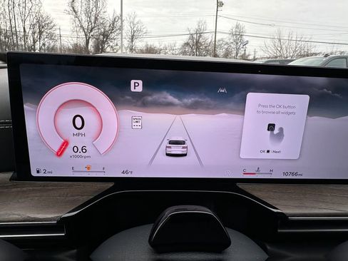 Used 2025 Genesis GV80 3.5T Prestige image 17