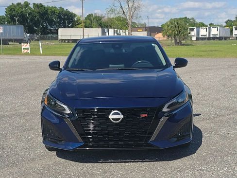 Used 2023 Nissan Altima 2.5 SR image 1