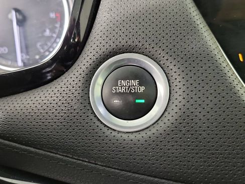 Certified 2023 Cadillac XT6 Luxury FWD image 31