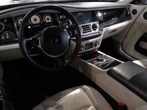 Used 2014 Rolls-Royce Wraith image 22