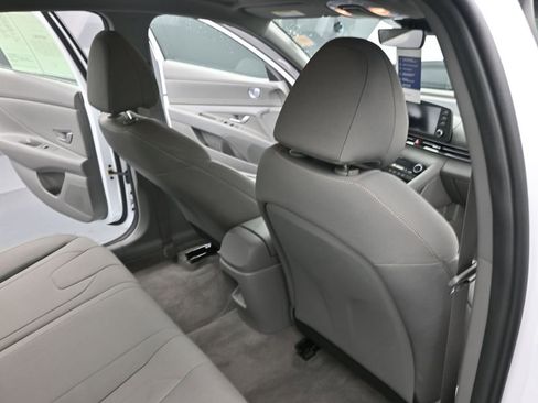 Certified 2026 Hyundai Elantra Sport image 12