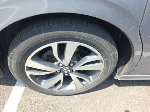 Used 2022 Honda Odyssey Touring image 5