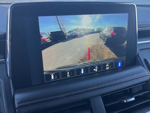 Used 2022 Chevrolet Tahoe RST w/ Luxury Package image 19