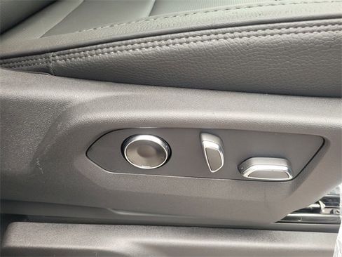 New 2025 GMC Sierra 2500 Denali w/ Denali Reserve Package image 18