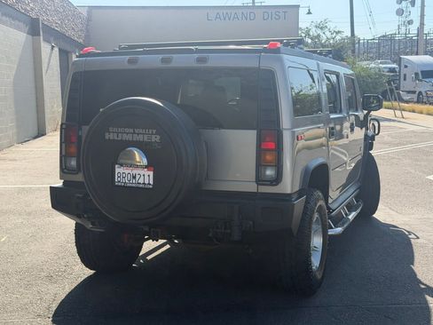 Used 2003 HUMMER H2 w/ Preferred Equipment Group AWD/4WD image 9