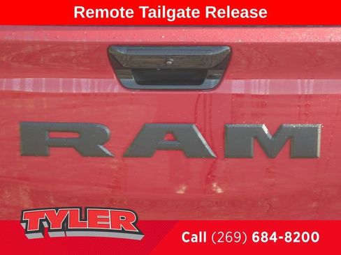 New 2026 RAM 1500 Big Horn AWD/4WD image 18