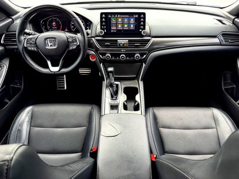 Used 2018 Honda Accord Sport image 20