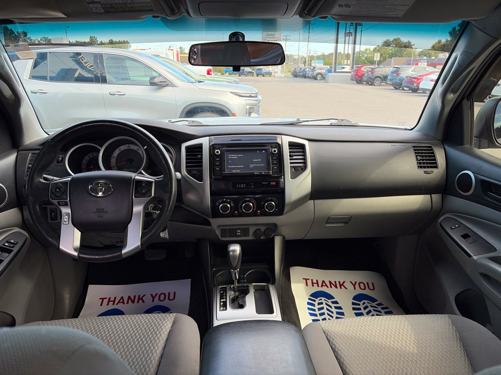 Used 2014 Toyota Tacoma PreRunner w/ SR5 Package RWD image 12