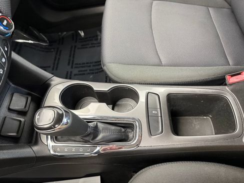 Used 2018 Chevrolet Cruze LT w/ Convenience Package FWD image 53