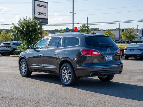 Used 2017 Buick Enclave Leather AWD/4WD image 5