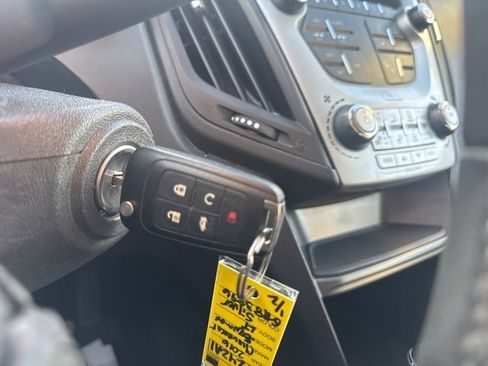 Used 2016 Chevrolet Equinox LT w/ Convenience Package image 29