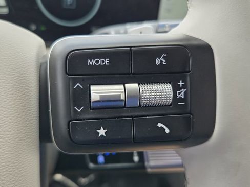Used 2025 Hyundai Santa Fe Calligraphy image 22