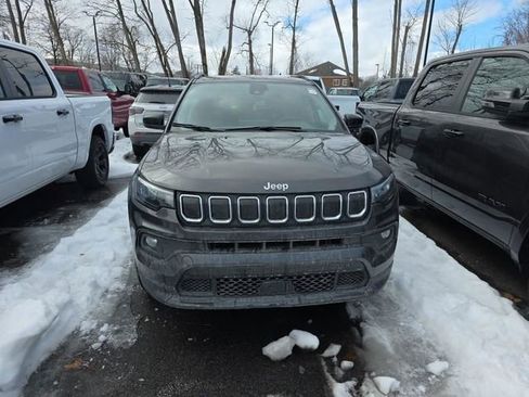 Used 2022 Jeep Compass Latitude image 7