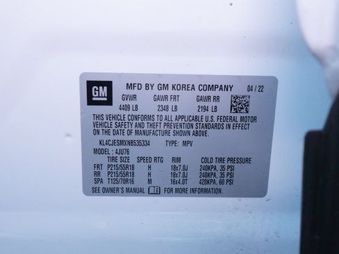 Used 2022 Buick Encore Preferred AWD/4WD image 37