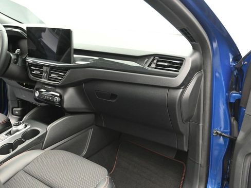 Certified 2023 Ford Escape ST-Line w/ Equipment Group 301A image 32