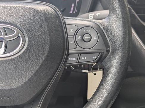 Used 2026 Toyota Corolla LE FWD image 22