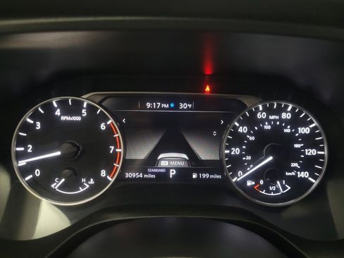 Used 2023 Nissan Rogue SV image 23